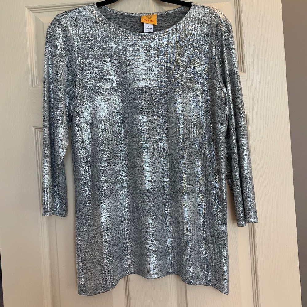 Ruby Rd Silver/Gray Embellished Top sz S